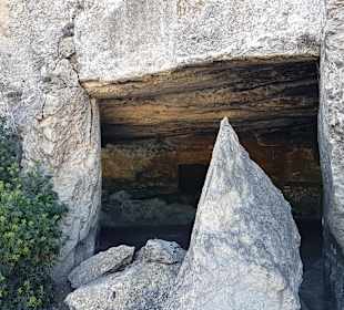 Höhlen von Portals Vells
