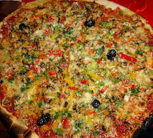 Pizza mit Meeresfrüchten