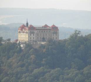 Blick von der Milsburg auf Schloss Bieberstein