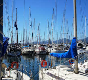 Impressionen aus dem Yachthafen von Saint-Cyprien