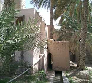Falaj/ Bewässerungskanäle