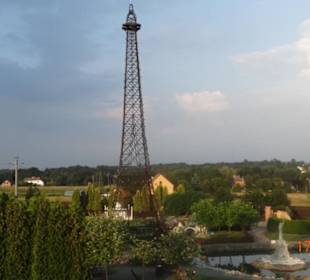 Park Miniatur widziany z koła młyńskiego