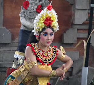 Ausflug mit Guide Otto Nusa Dua 2016: Barong Tanz