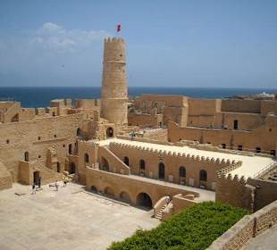 Fort El Ribat Monastir Tunezja
