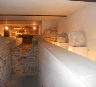 Resti Chiesa Ss.Vitale e Agricola-Bologna