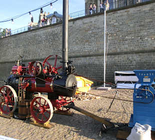 Dreschen wie vor 200 Jahren