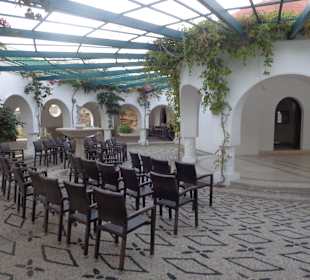 Im Gebäude