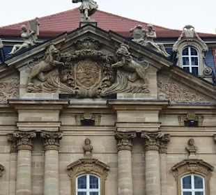 Das Hauptgebäude 