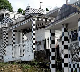 Rundgang über den Friedhof von Morne-a-L´Eau