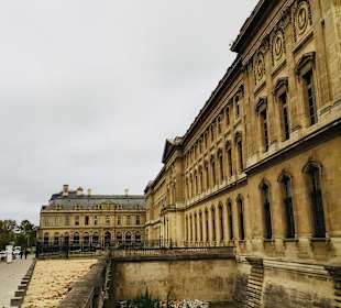 Louvre