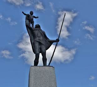 Schaukelweg an der Donau