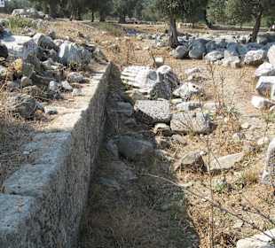 Fundamenten von Dionysos Tempel