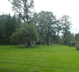 Bei einem Bummel durch den Michael-Ende-Kurpark