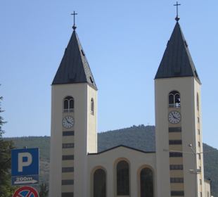 Frontansicht mit Kreuzberg