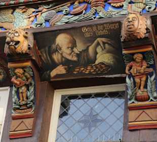 Historische Bilder und Verzierungen