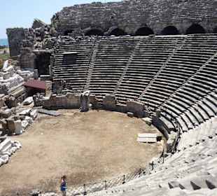 Theater von Side