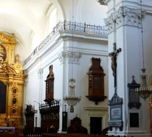 Heilig-Kreuz-Kirche: Innenansicht