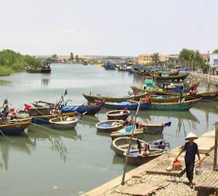 Anlegestelle im Fischerei Hafen