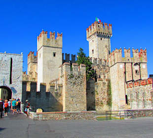 Ruine von Sirmione, 20 min zu Fuss.
