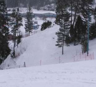 Skihang neben dem Hotel (Serena)