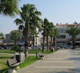 Blick nach Hauptstrasse