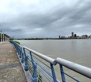Yanping Riverside Park