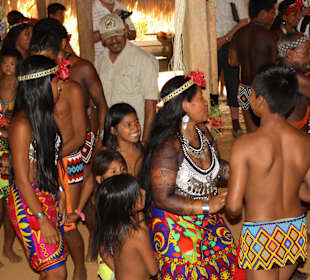 Embera-Frauen