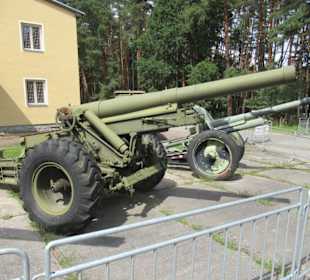 Auf dem Gelände des Militärmuseums Lesany