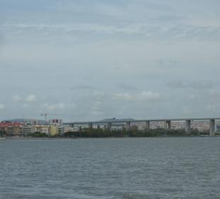  Park der Nationen vom Tejo aus