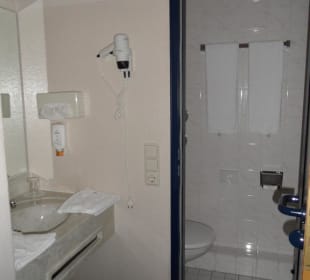 Blick ins Badezimmer