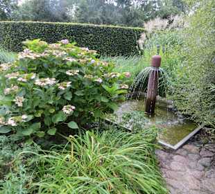 Quell- und Brunnengarten