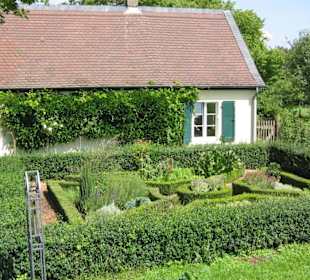 Kräutergarten im Park Rosenhöhe