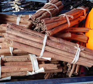 Rundgang über den Marché forain du Front de Mer
