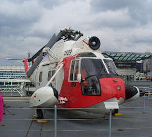 Auf der USS Intrepid
