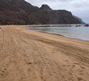 Las Teresitas Strand auf Teneriffa