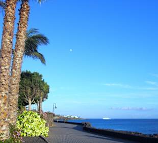 Die Promenade auf Höhe des Hotels Natura Palace