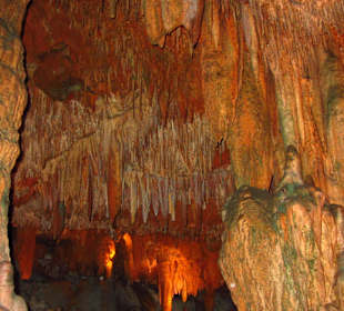 Dim-Magarasi (Tropfsteinhöhle)