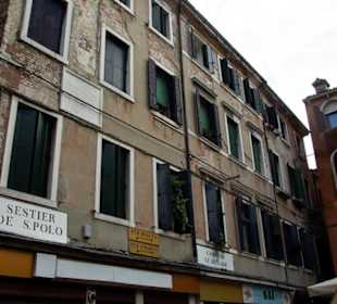 Straßen und Geschäftsnamen