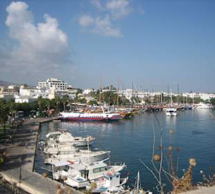 Blick von der Ritterburg auf Hafen Kos-Stadt