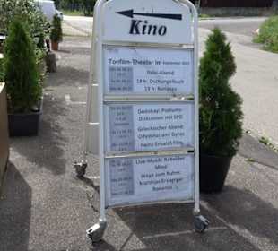 Truppen-Tonfilm-Theater