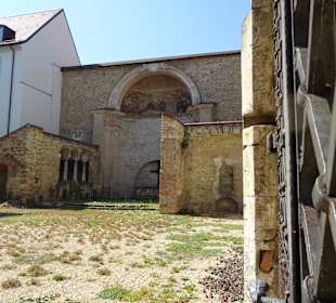 Ruine der Stiftskirche 