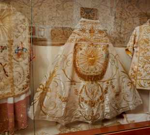 Wunderschöne Gewänder