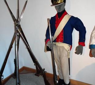 Uniformen aus Kriegszeiten im Stadtmuseum Saalfeld