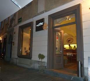 Zentral in der Fußgängerzone