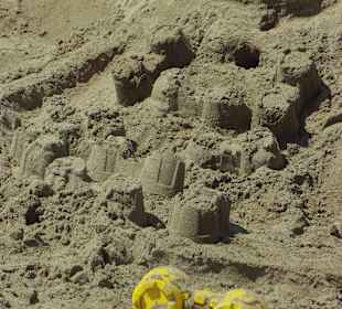 Hilfsmittel halfen beim Bau 