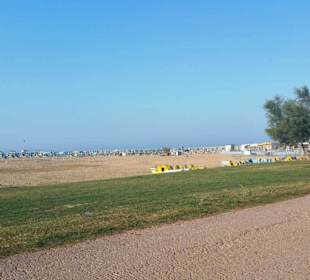 Am Strand entlang, am Abend sehr schön