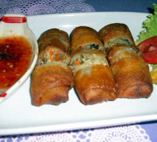 Beste Frühlingsrollen in Nai Yang