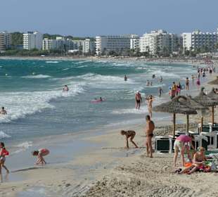 Strand von Cala Millor morgens um 09:00