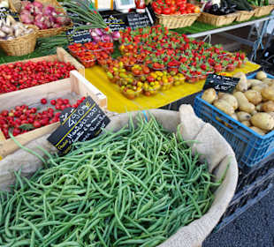 Impressionen vom Wochenmarkt Saint-Cyprien-Plage