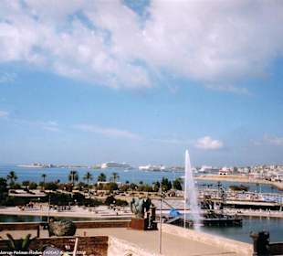 Hafen von der Kathedrale aus